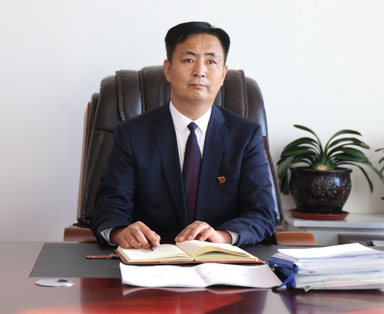 黨委書(shū)記、執行董事、總經(jīng)理 胡建榮.jpg